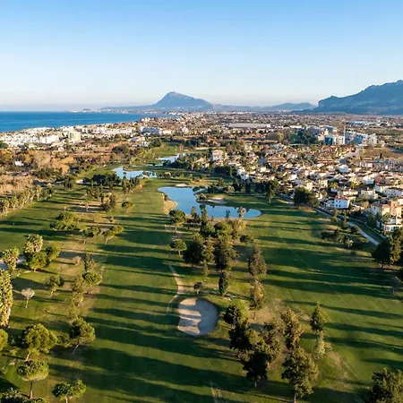 Jacinto By On Travel * Oliva