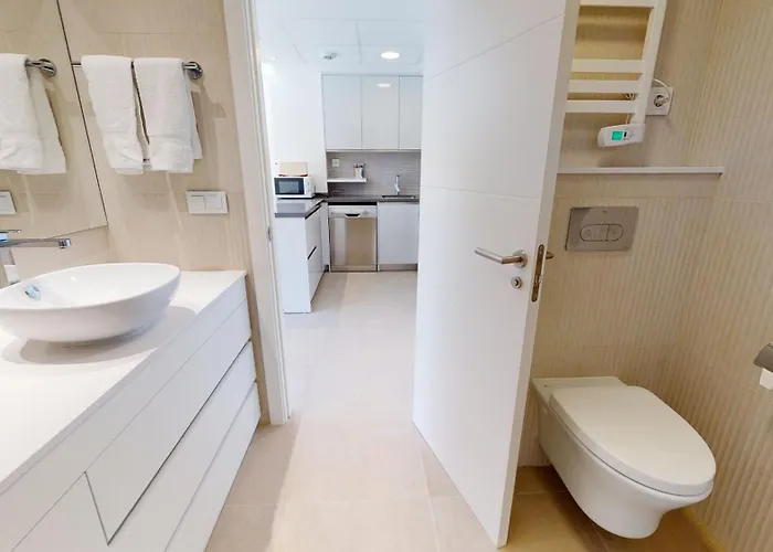 Jacinto By On Travel